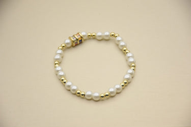 Opulent Luster: Stunning Brass Bracelet in 18K Gold